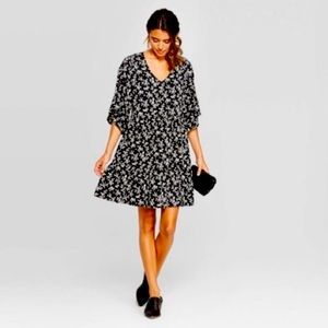 Universal Thread Black and White Floral Dress